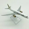 Gulf Air Boeing B787 Airplane Model - 16cm Metal Aircraft Replica for decoration - Image 2